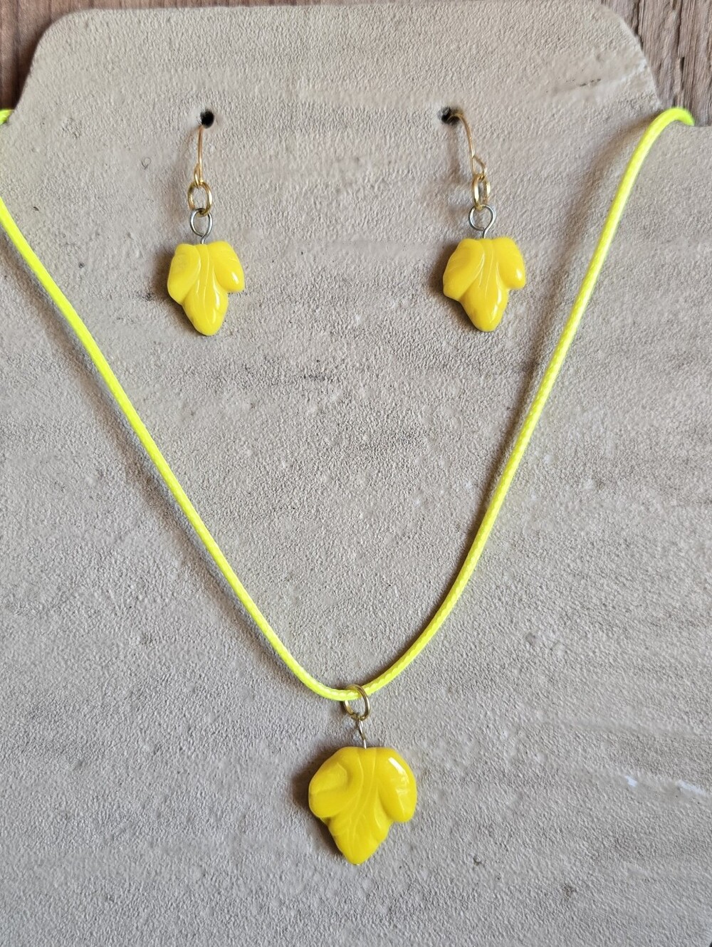 Handmade Italian Bright Yellow Glass Leaf Necklace & Earrings Set